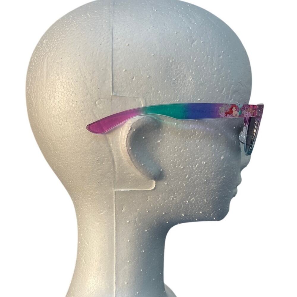 Little Mermaid Youth Sunglasses‎ Pre-owned, Excellent Condition - Picture 2 of 9